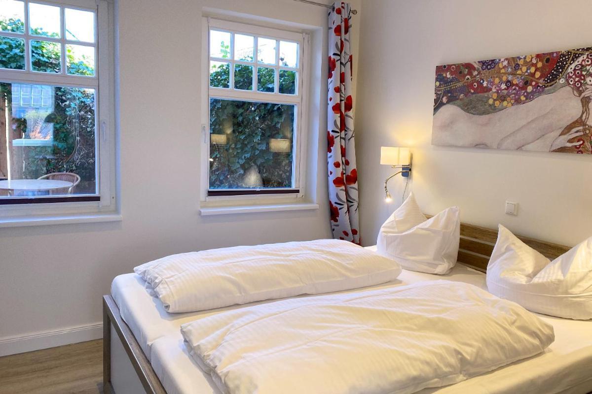 Hotel Zum Strandlaufer Ahrenshoop Extérieur photo